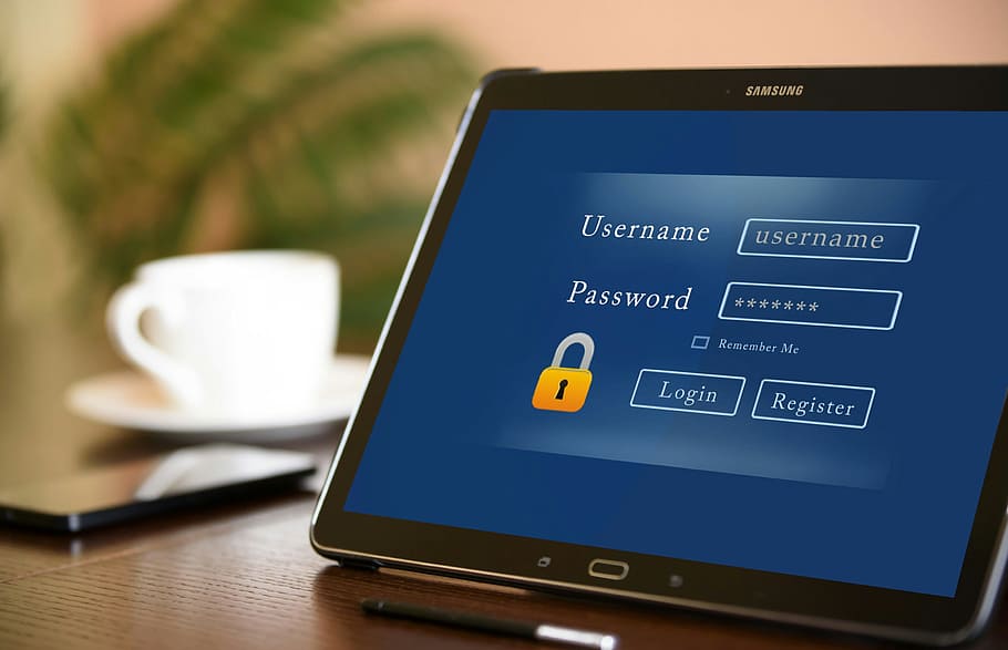 Hacking Web Server: Bruteforcing SSH logins for gaining access Hacking Web Server: Bruteforcing SSH logins for gaining access